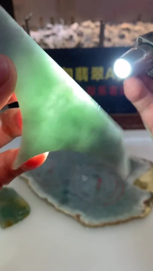 散珠翡翠0林0翡翠珠宝156