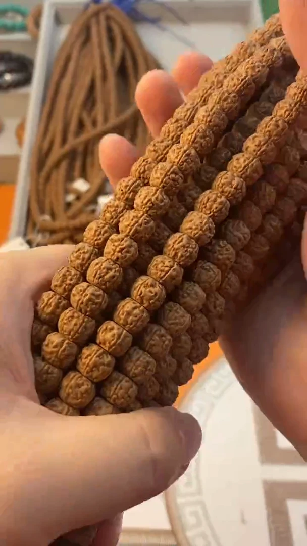 【闪购商品】金刚菩提吊坠310冷白皮盘龙一号7-9mm