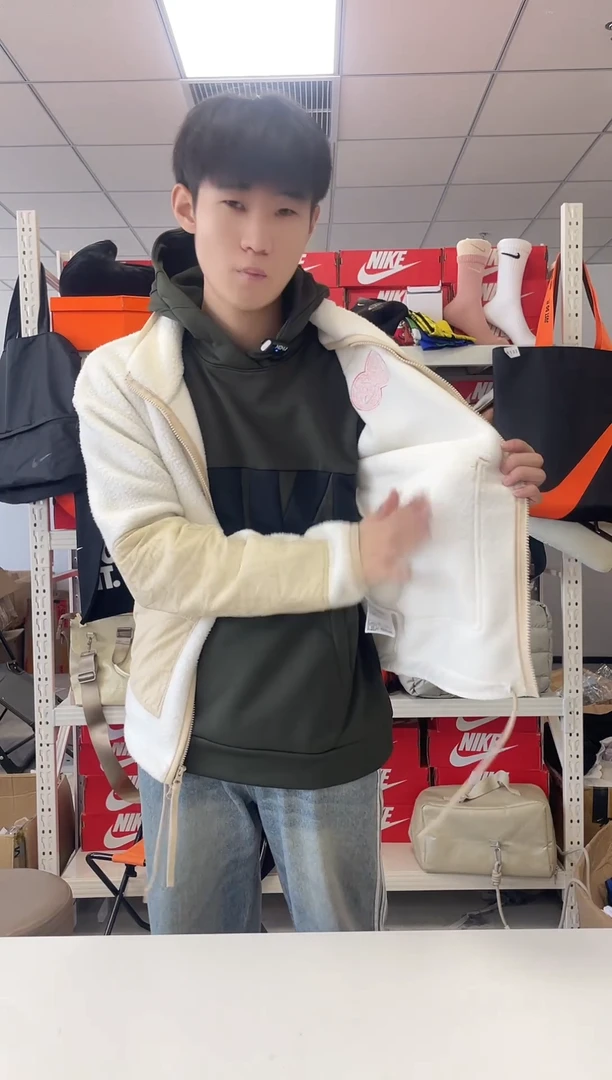 短袖637编码 尺码170 胸围/衣长 正品
