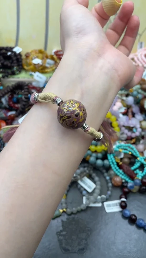 未镶嵌石英质玉手饰253