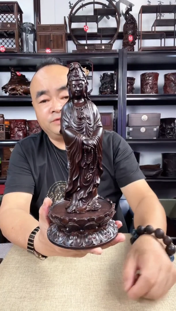 木双层莲花小号+观老李红木工艺品