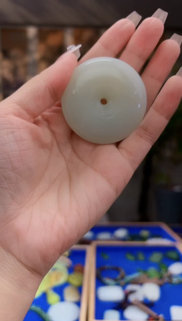 和田玉未镶嵌挂件拍一发一