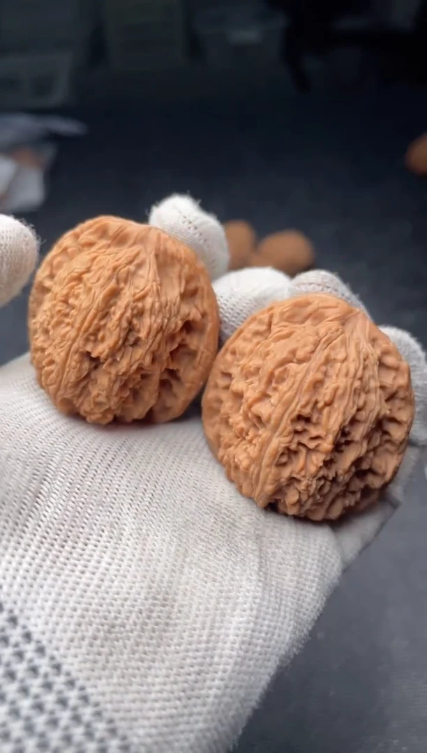 把件文玩核桃a107  南疆石 41尺