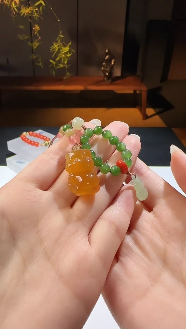 玛瑙/玉髓挂件未镶嵌【鑫鑫】