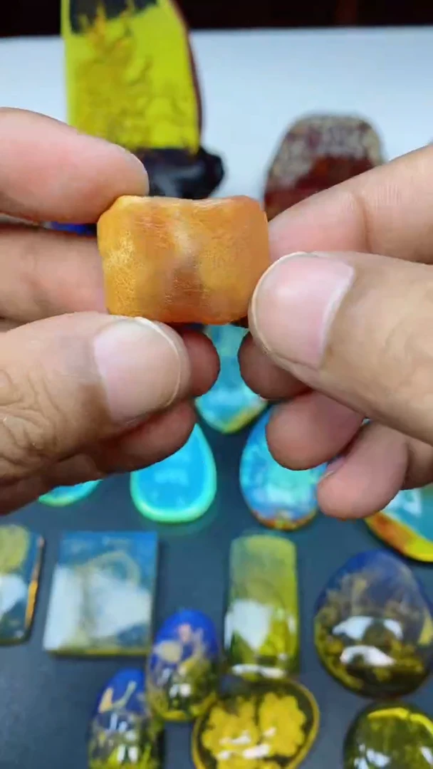 裸石琥珀未镶嵌随型