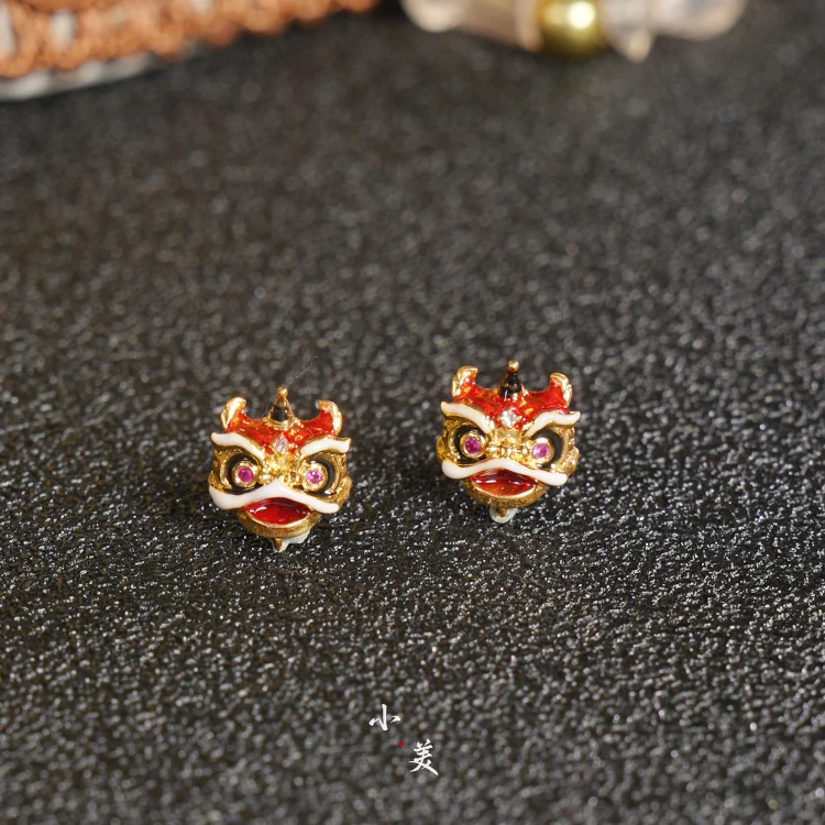 18K金烧蓝醒狮耳环 G3050