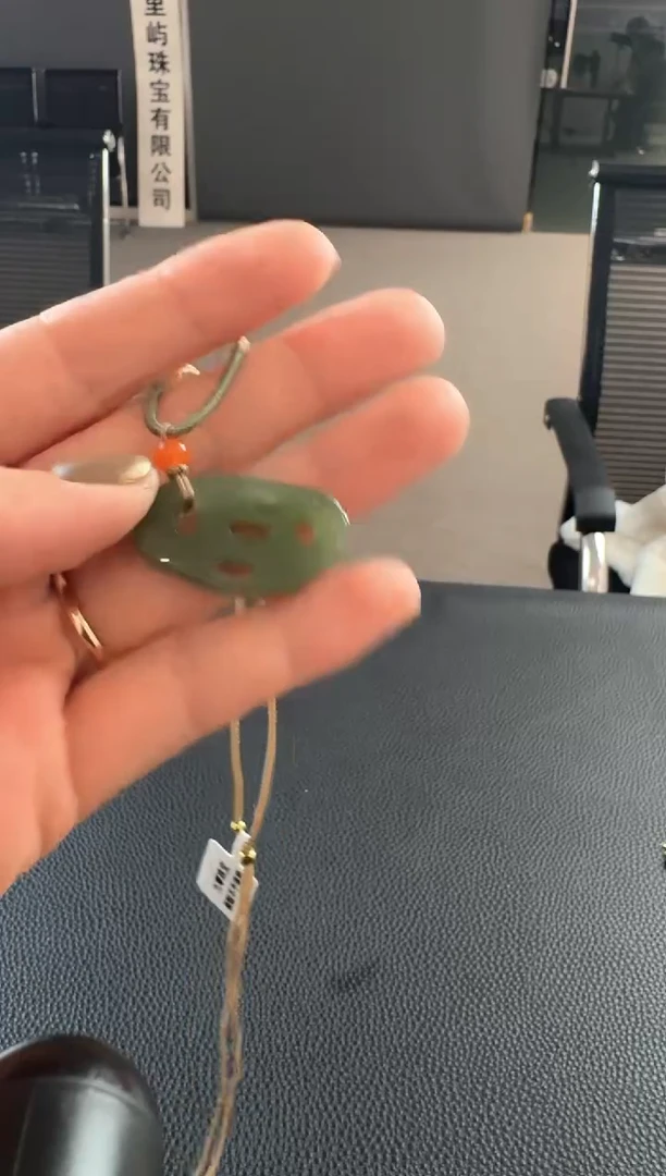 颈饰未镶嵌和田玉B0694