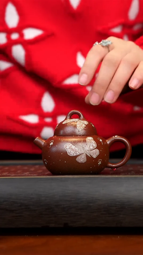 【闪购商品】紫砂茶壶朱泥柴烧云柱 蝶舞