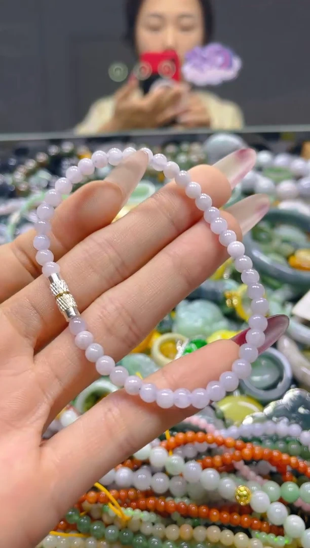 颈饰未镶嵌翡翠4MM/M/翡翠A货，一件也是批发价