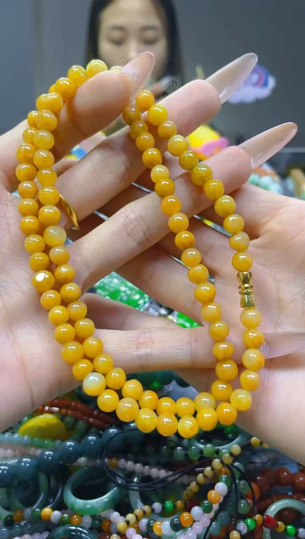 翡翠未镶嵌颈饰5MM/M/翡翠A货，一件也是批发价