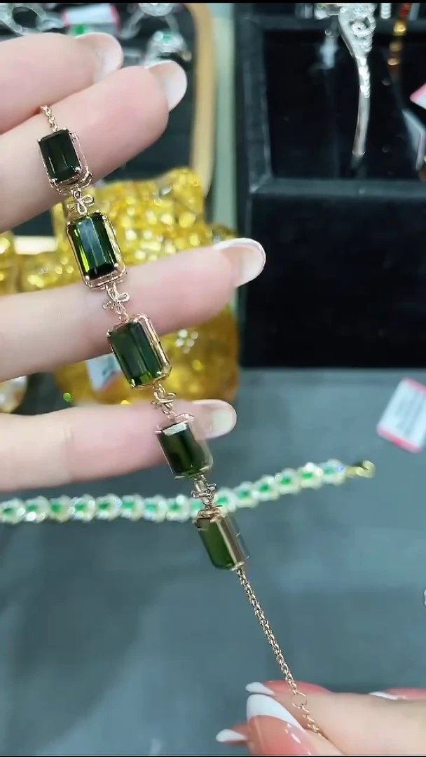 手链18K金镶嵌碧玺21412412