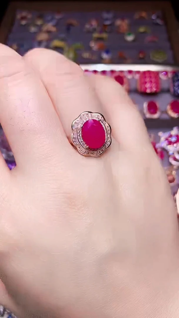 银S925镶嵌戒指红宝石....