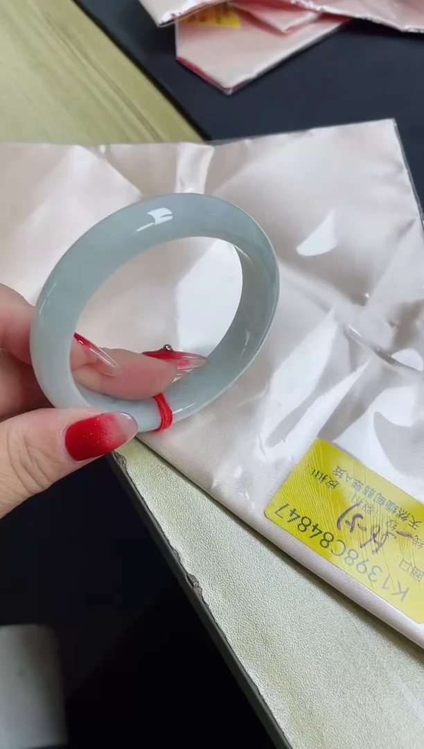 未镶嵌手镯翡翠56/84847