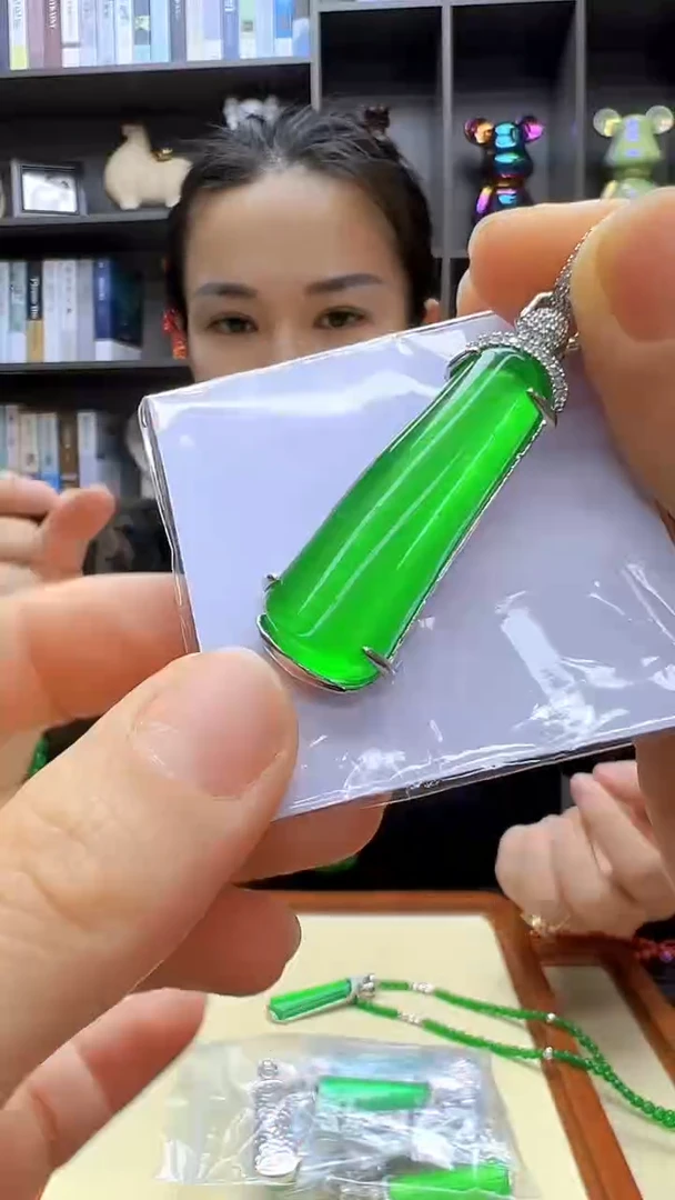 翡翠银S925镶嵌颈饰丹丹diy劲饰