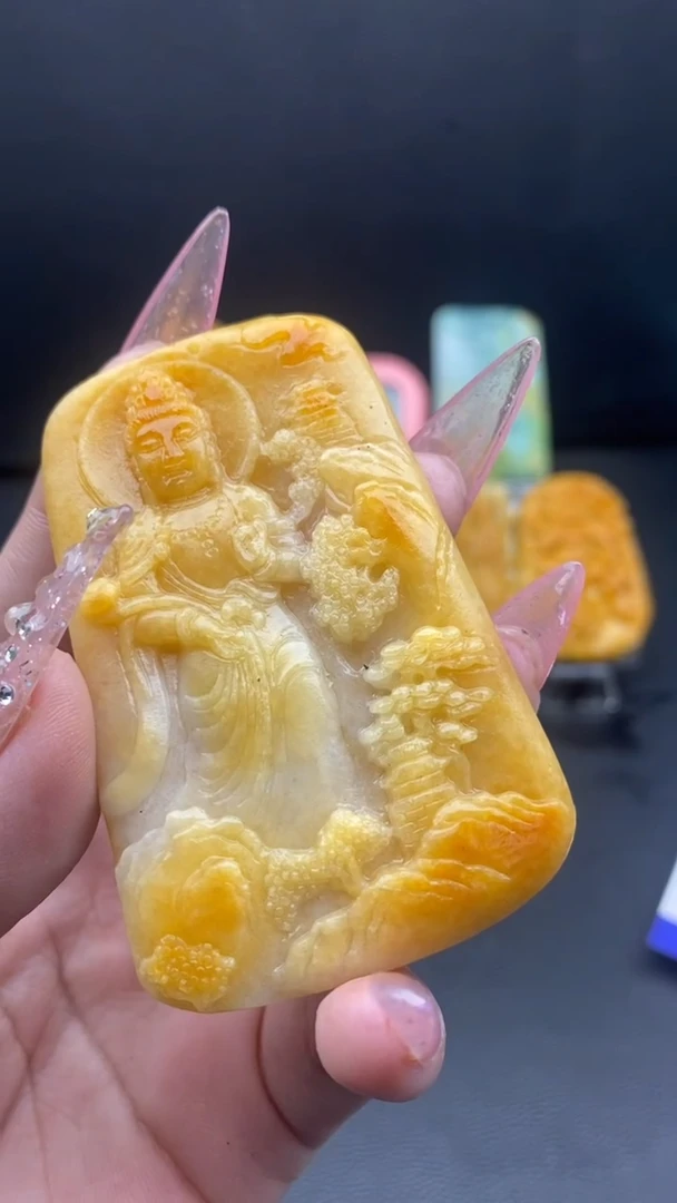 定制翡翠未镶嵌挂件