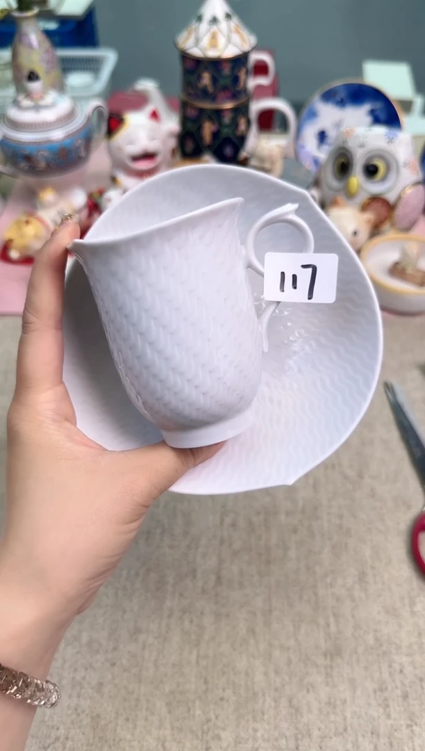 瓷片泡泡家的瓷器真好看