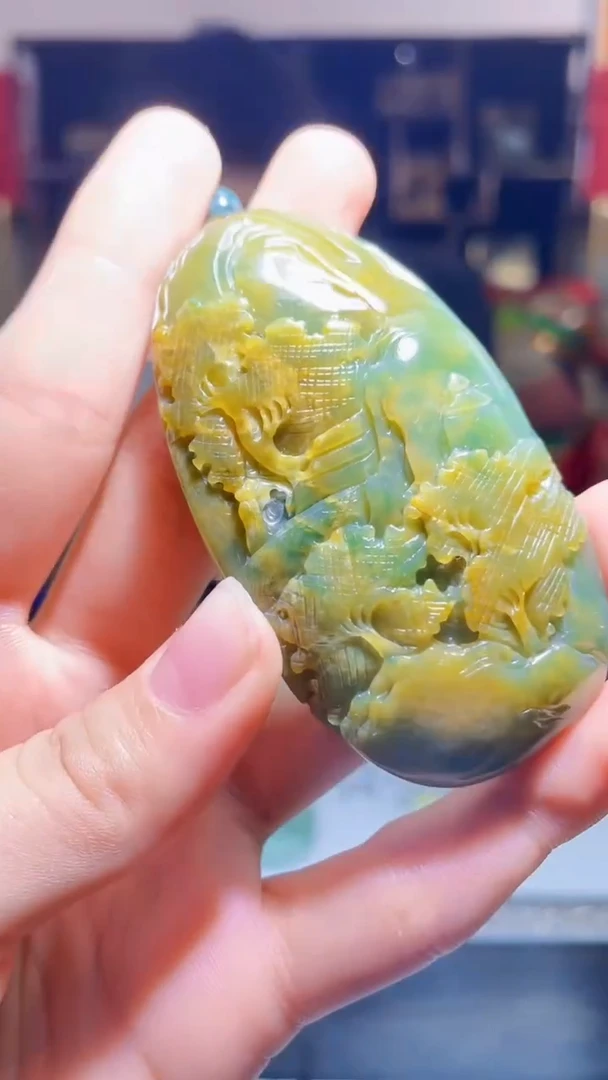 【闪购商品】翡翠吊坠(不含链)未镶嵌Q120