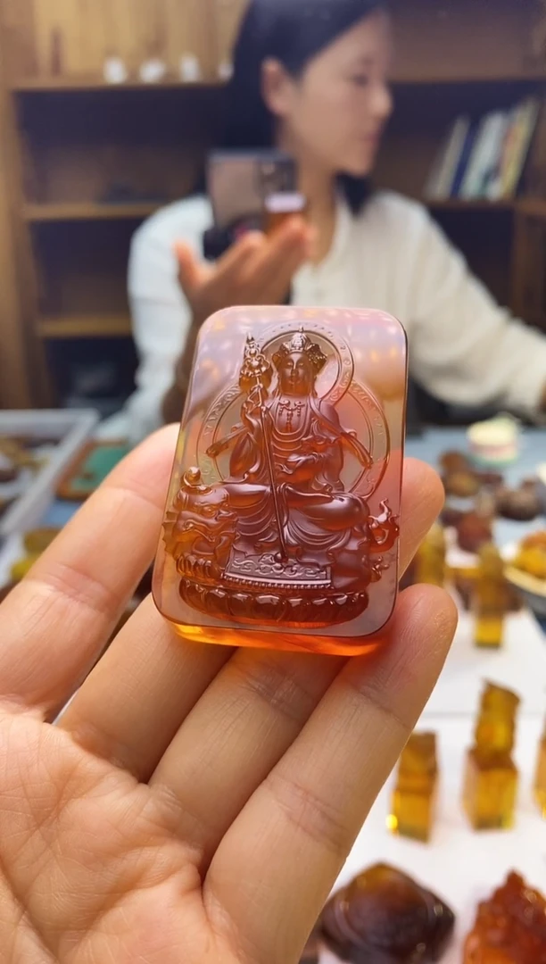 琥珀颈饰未镶嵌旅**生SN63-124地藏王（）