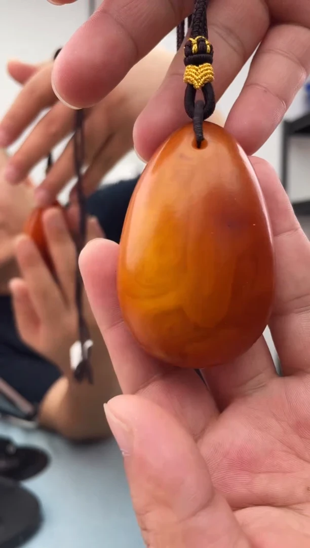 未镶嵌蜜蜡珠宝奇石假一罚十，043发一件