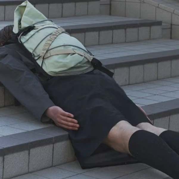 LU家  男女同款双肩包