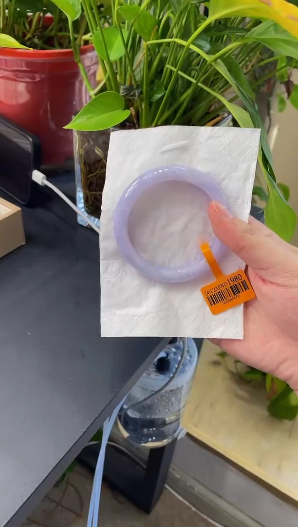 翡翠手镯未镶嵌130手镯56