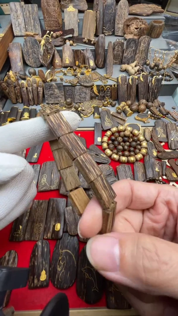 沉香吊坠沉香吊坠4