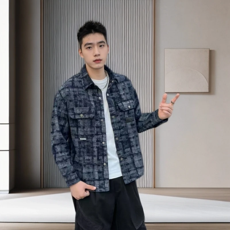 2025年秋季男爆款高端复古格纹翻领牛仔外套新款男士宽松牛仔衬衫