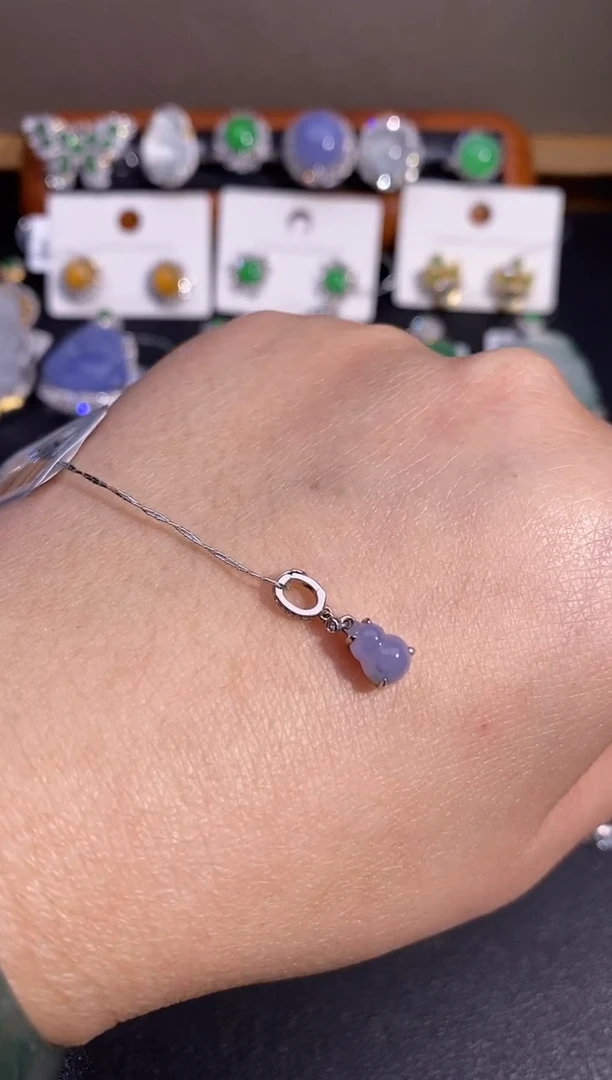 【闪购商品】翡翠颈饰18K金镶嵌吊坠