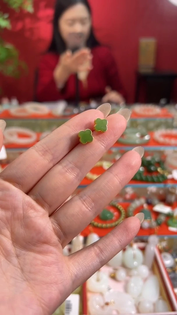 未镶嵌和田玉耳钉碧玉四叶草耳钉