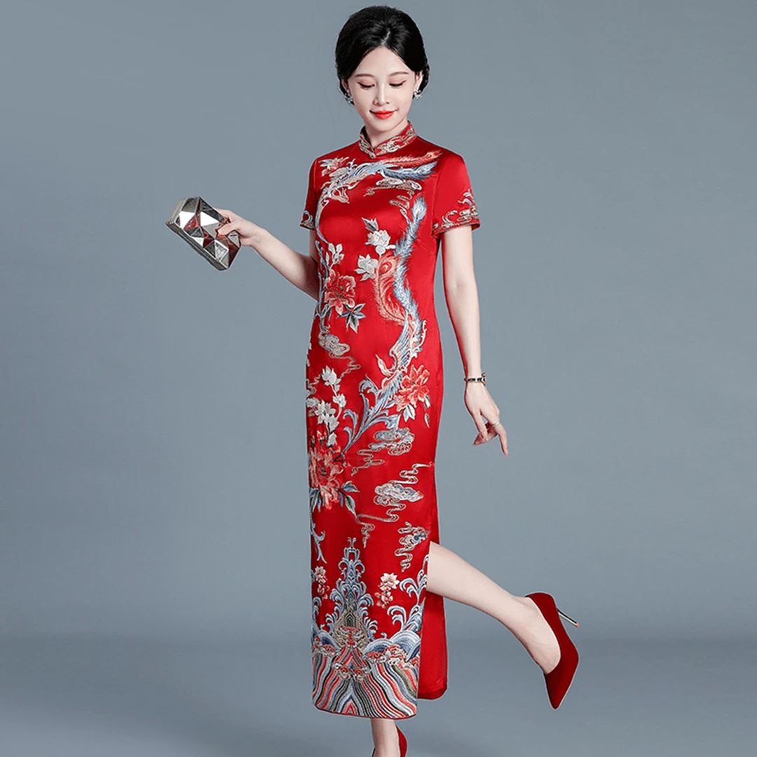 2025秋冬喜妈妈婆婆婚宴中式刺绣旗袍时尚修身优雅高档气质礼服