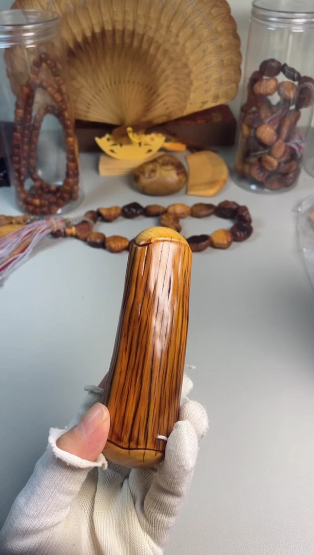柏木（崖柏）太行崖柏虎皮纹手把件