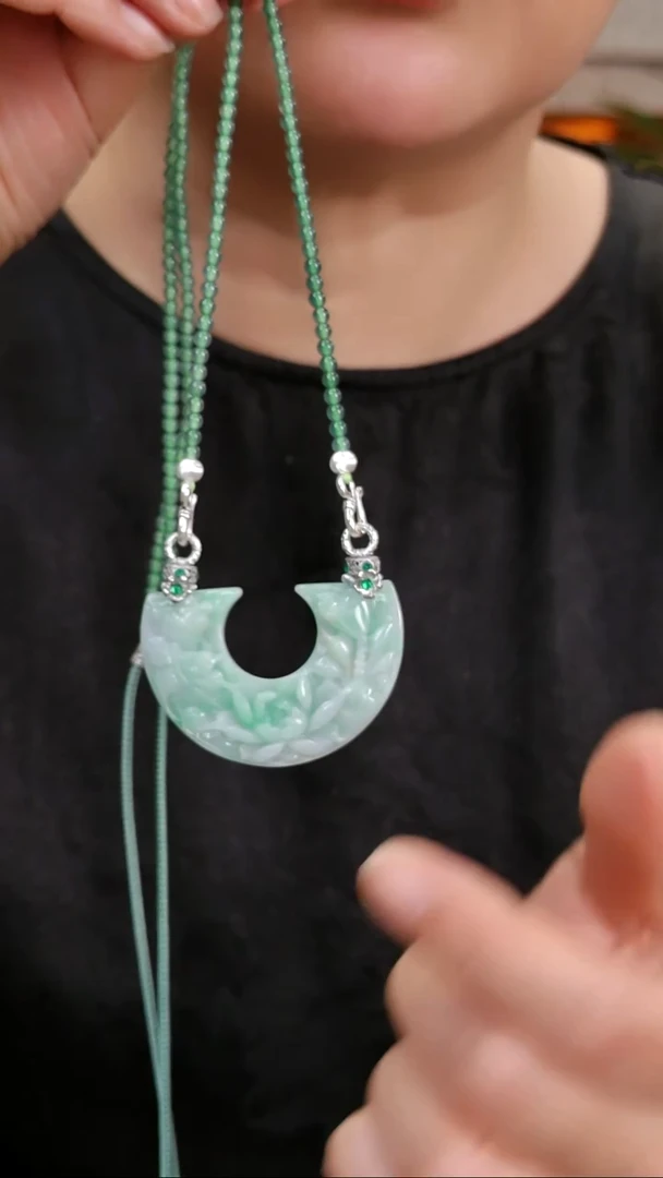 颈饰未镶嵌翡翠国风