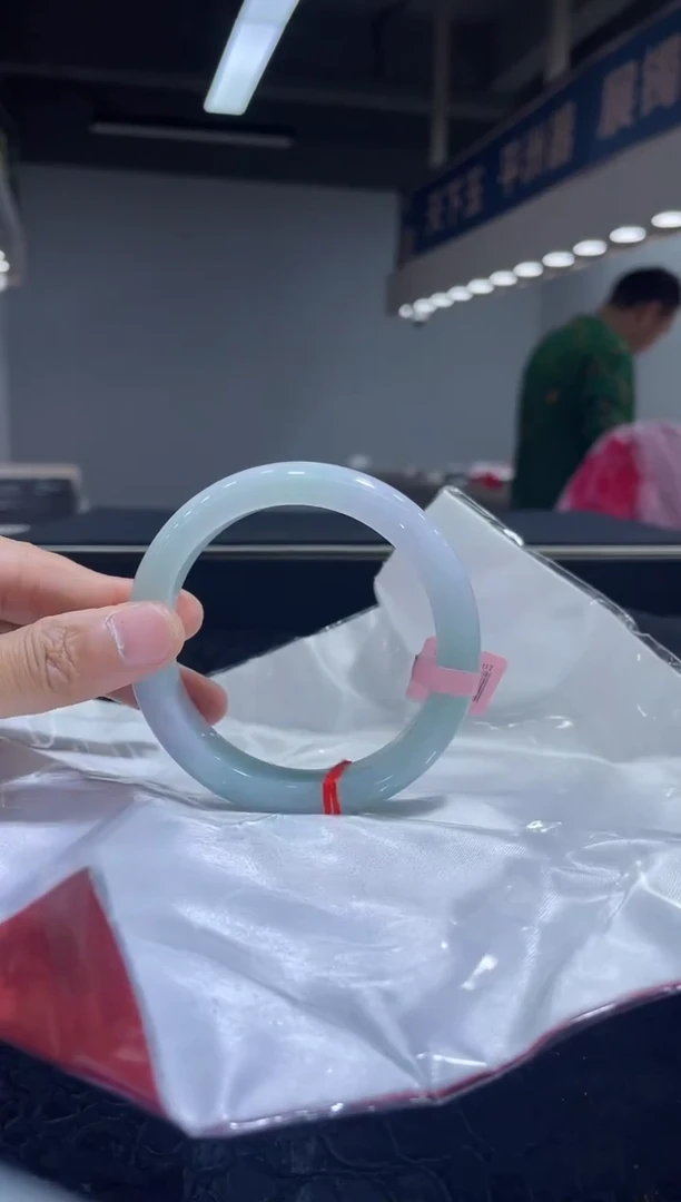 未镶嵌手镯翡翠11