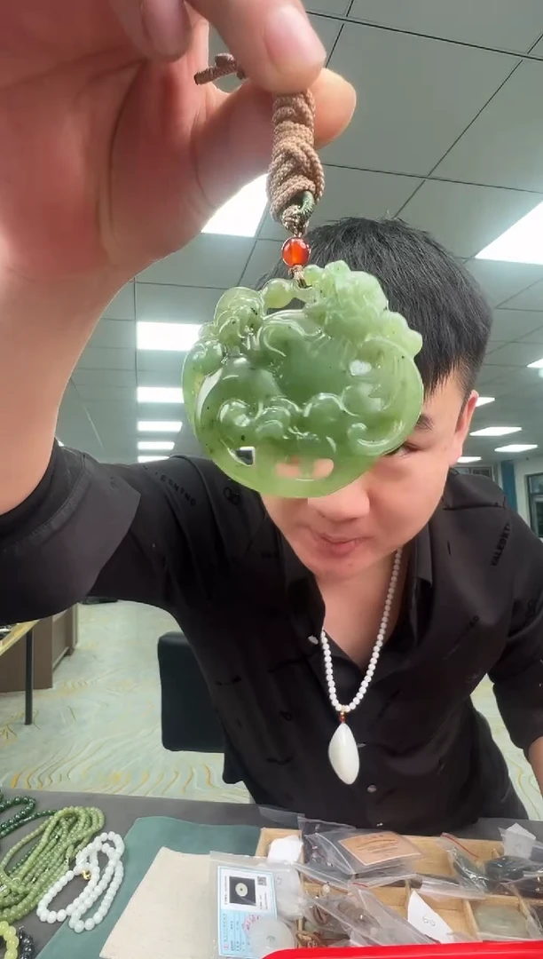 颈饰未镶嵌和田玉b34