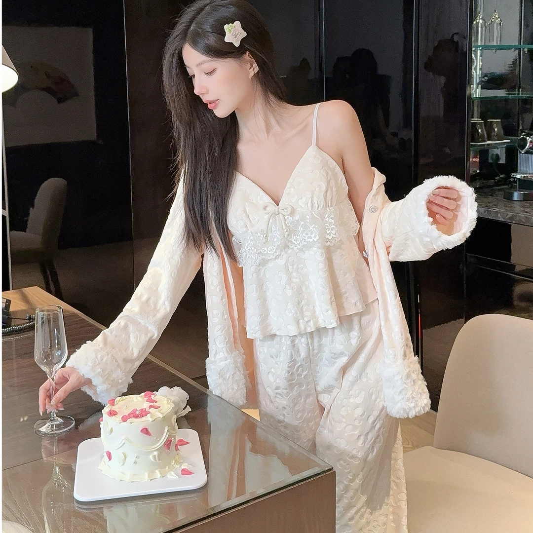 豹纹2025新款爆款海岛绒秋冬季睡衣女冬蕾丝吊带开衫三件套家居服