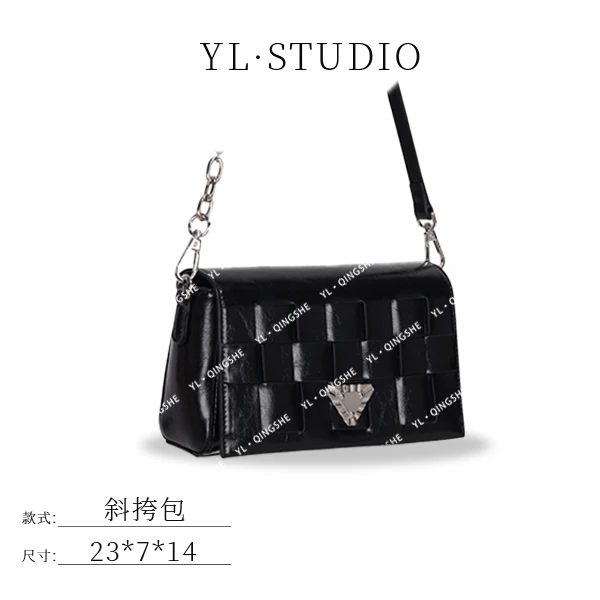 【ElinShow】2025年秋冬新款女包时尚设计单肩包GQ-7796-黑色