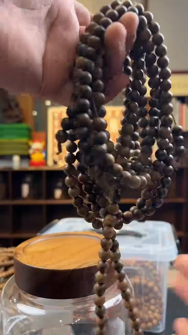 【闪购商品】沉香手串FS06 8m多样性发其一