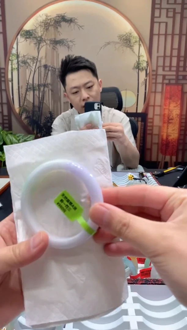 未镶嵌手镯翡翠000051620