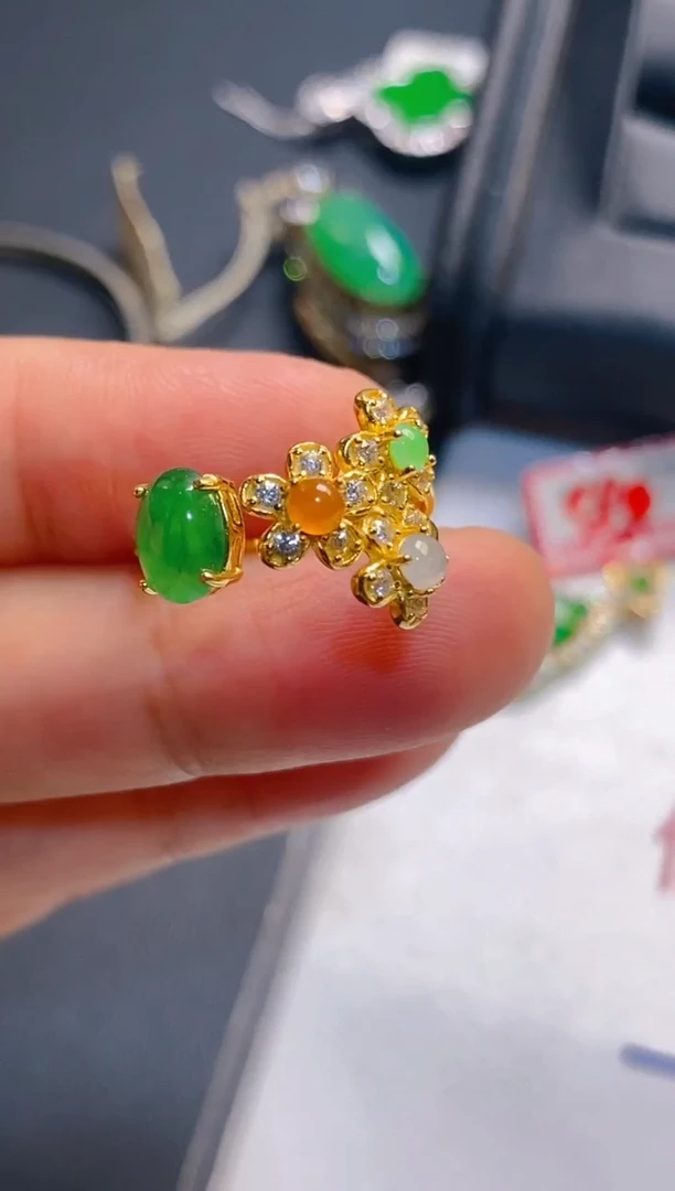 翡翠银S925镶嵌耳饰天然