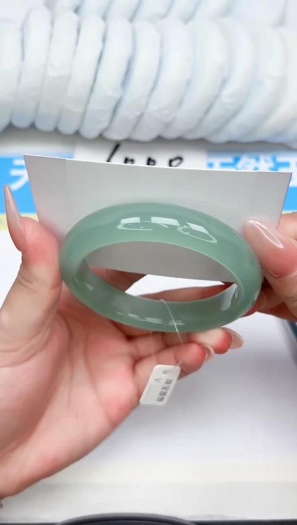 未镶嵌手镯石英质玉30-60.4