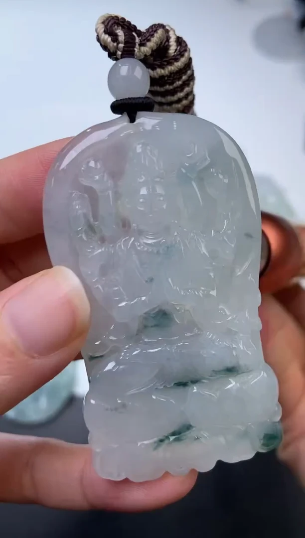 未镶嵌挂件翡翠374796  多人