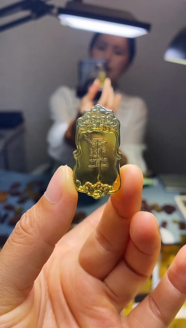 未镶嵌颈饰琥珀SN41-66（紫薇讳）