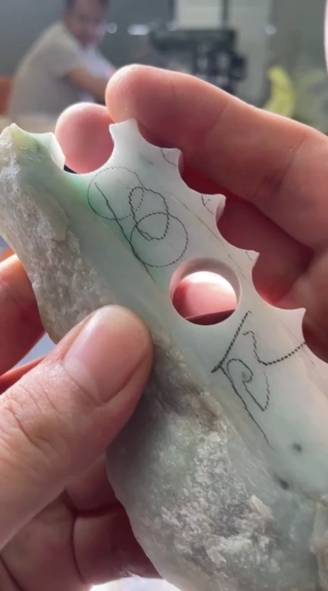 未镶嵌定制翡翠顾**? 顾璟瑞