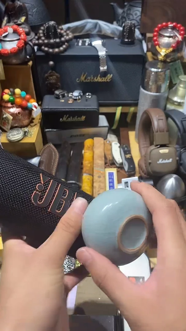 瓷片闪购商品 如图所示
