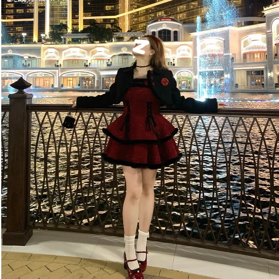 【源头厂家】圣诞系列夹棉呢外套细闪吊带裙显瘦大码套装