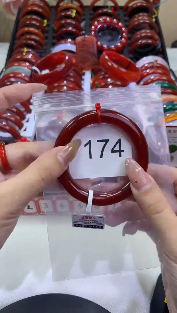 手镯玛瑙/玉髓未镶嵌⭐****❤52圈口*A174