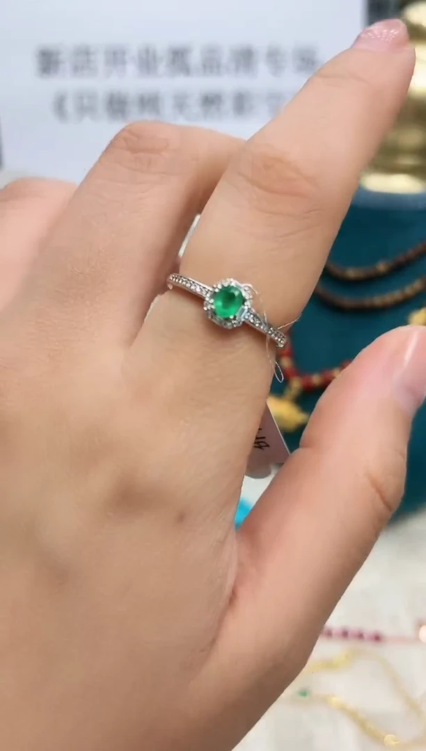 银S925镶嵌戒指祖母绿293ZB1207产品一个（多样性）