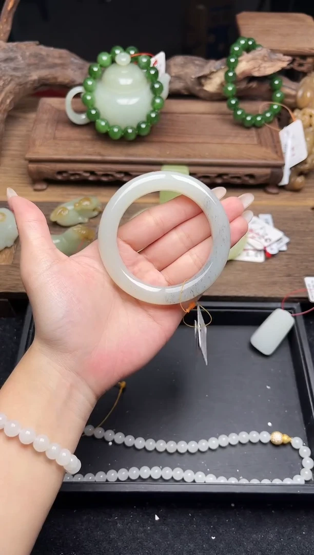 未镶嵌手镯和田玉新疆黑山 56+圈 9012885