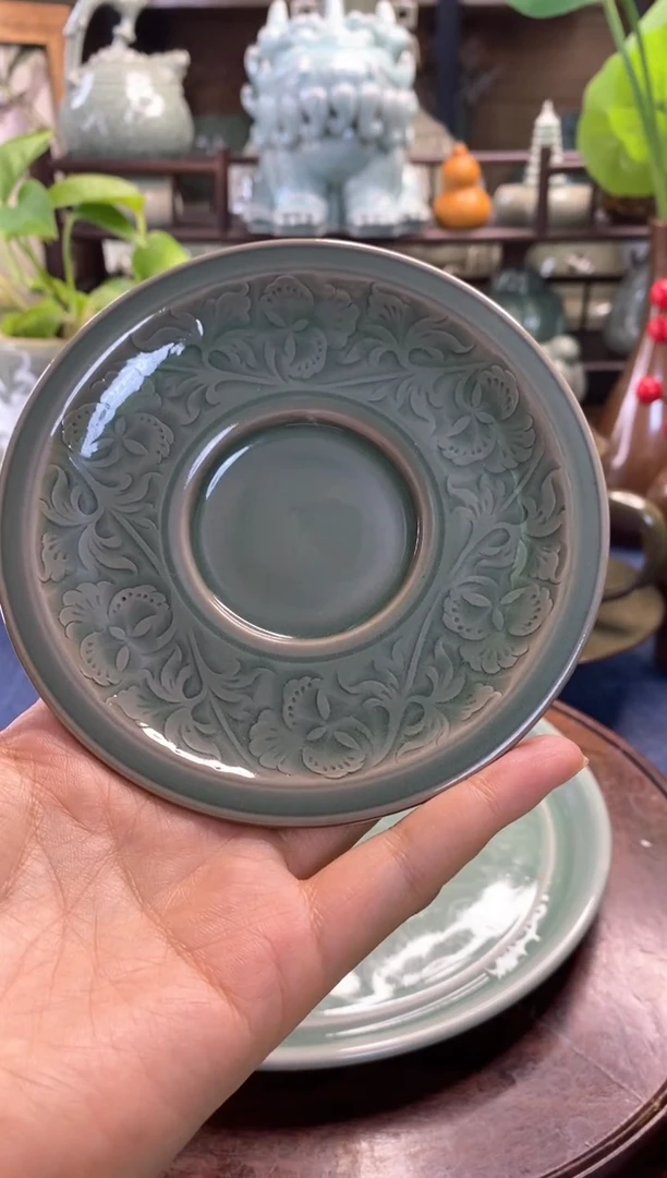 ?**?耀州窑 划痕 凤穿莲瓣底托1只