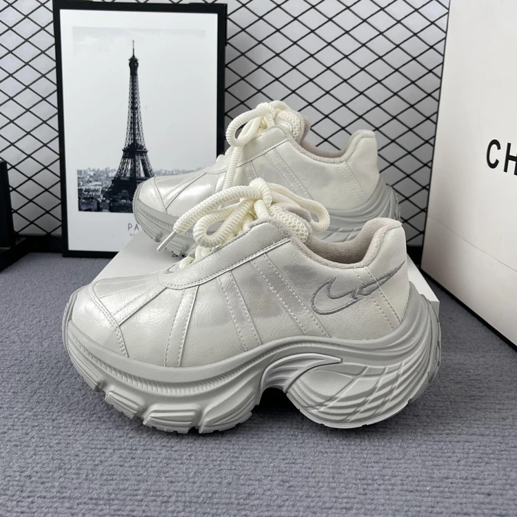 2025春季新款真皮透气老爹鞋女厚底增高白银色百搭休闲运动爆款鞋